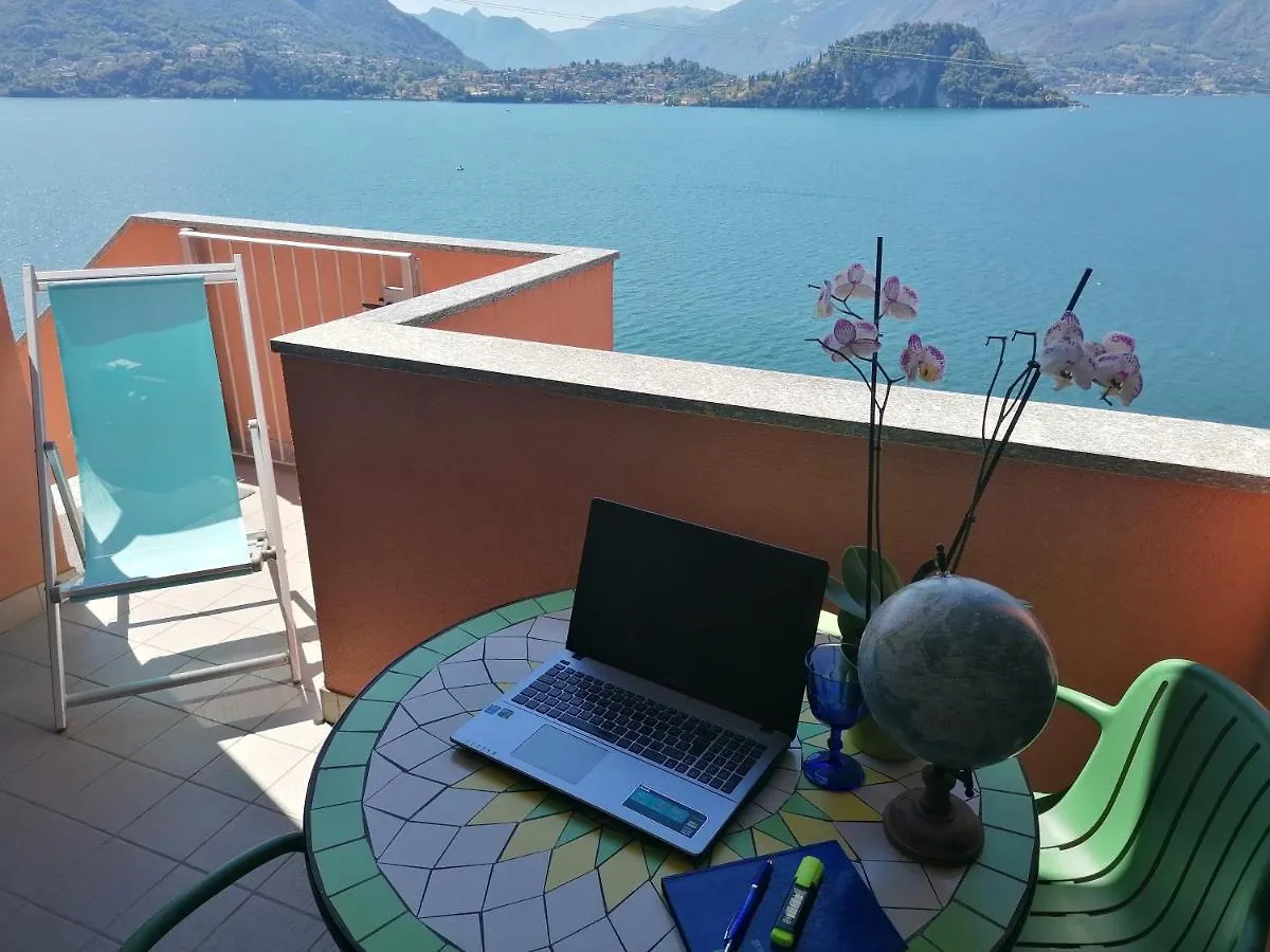 Blu Panorama Belvedere Lago Di Como Varenna Italien